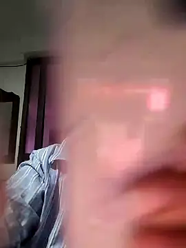 Sofythom1 online show from December 2024 01:23:01 AM