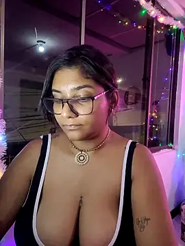 Sofythom1 online show from December 2024 12:57:02 AM