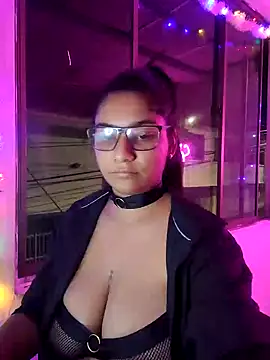 Sofythom1 online show from February 2025 04:23:01 AM