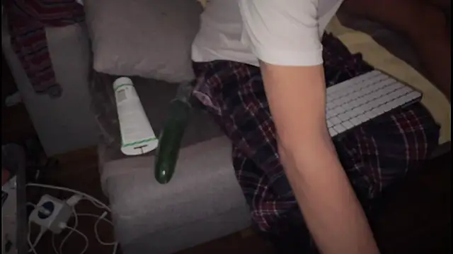 swissMen DE online show from February 2025 05:05:02 AM