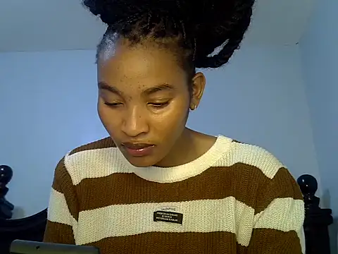Snapshot of cute-alexis chatting on June 2026 10:01:01 AM cute-alexis online show from June 2026 10:01:01 AM