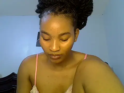 Snapshot of cute-alexis chatting on June 2026 12:22:01 PM cute-alexis online show from June 2026 12:22:01 PM