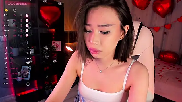 sensualily online show from February 2026 04:15:02 PM