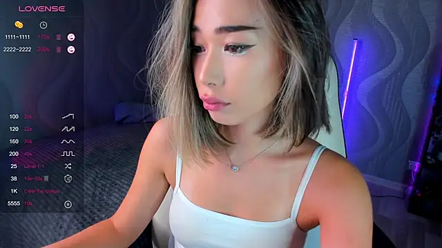 Snapshot of sensualily chatting on July 2026 03:32:02 PM sensualily online show from July 2026 03:32:02 PM