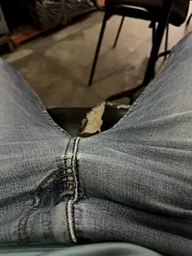 Snapshot of elber-gdo chatting on December 2025 06:05:01 PM elber-gdo online show from December 2025 06:05:01 PM