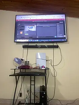 scarlet tommy online show from April 2026 07:42:01 PM