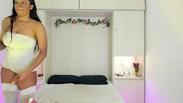 KendallRosse1 online show from January 2026 12:18:02 PM