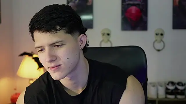 Hazzan Velez online show from November 2025 10:21:02 PM