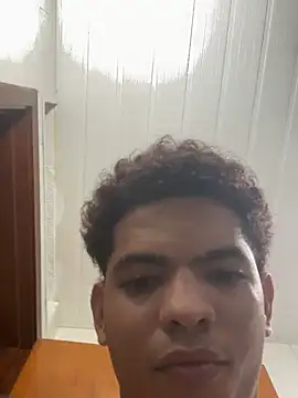 RDbruto online show from December 2024 01:32:02 AM