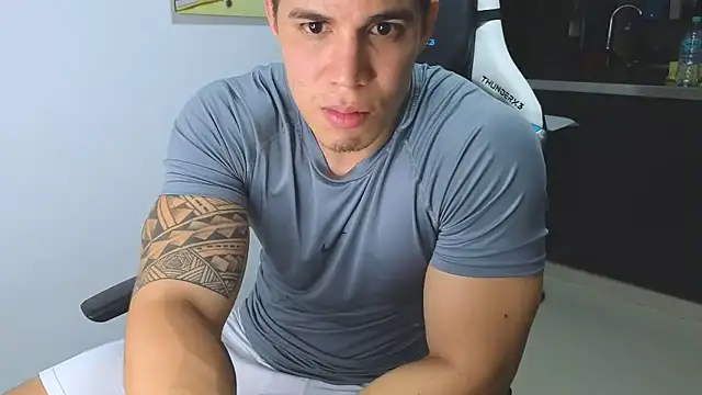 Snapshot of Ethanstill1 chatting on February 2025 03:00:02 AM Ethanstill1 online show from February 2025 03:00:02 AM