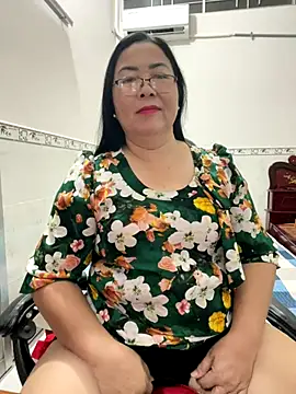 NDith online show from November 2025 01:04:01 PM