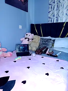 Cherriikenzie online show from February 2026 10:40:02 AM