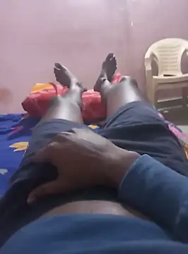 Snapshot of TeluguModda99 chatting on January 2025 04:27:01 AM TeluguModda99 online show from January 2025 04:27:01 AM