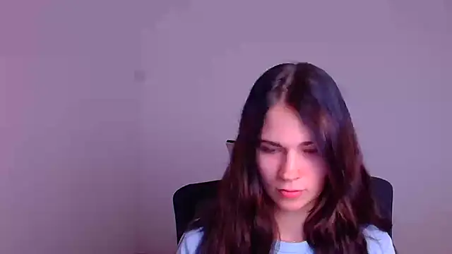 Loon Amore online show from January 2025 11:03:02 PM