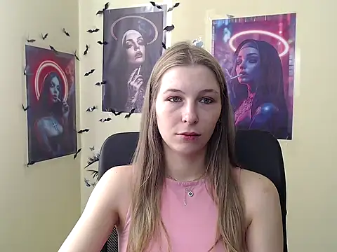 StrangerGi online show from April 2026 05:49:01 AM