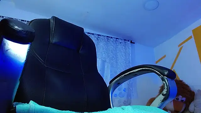 Snapshot of Matthew_Boy_ chatting on December 2024 10:24:01 AM Matthew Boy online show from December 2024 10:24:01 AM