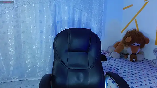 Snapshot of Matthew_Boy_ chatting on December 2024 04:42:02 AM Matthew Boy online show from December 2024 04:42:02 AM