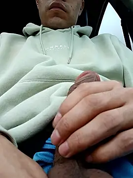 Alfrendino44 online show from January 2026 08:33:01 PM