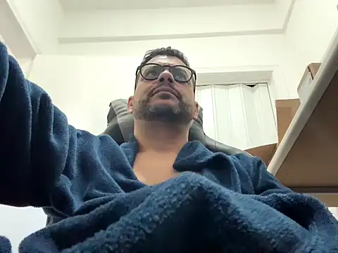HornyBeachBoyBR online show from July 2026 02:34:02 PM