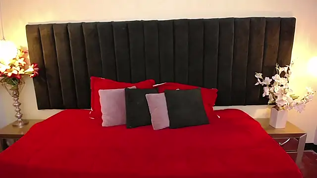 soft attraction online show from March 2026 07:47:01 PM