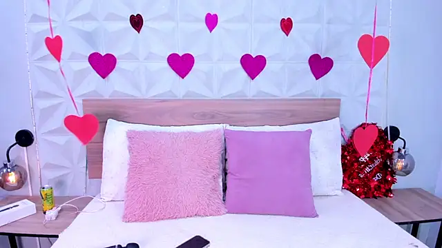 Stacey white  online show from February 2026 08:16:01 PM