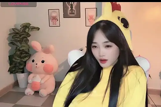  Aimy  online show from November 2025 05:35:01 PM