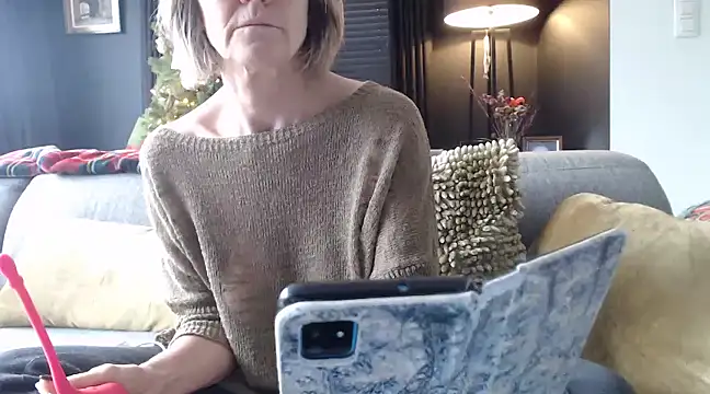 godinflower online show from December 2024 10:12:02 AM