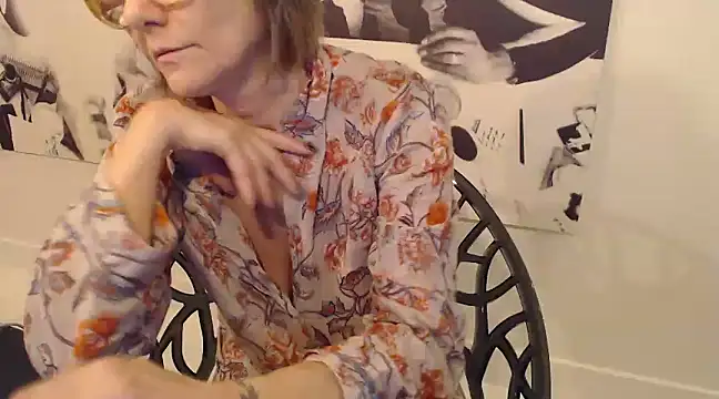 godinflower online show from December 2024 04:19:02 PM