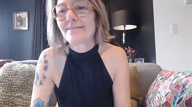 godinflower online show from January 2025 09:34:02 AM