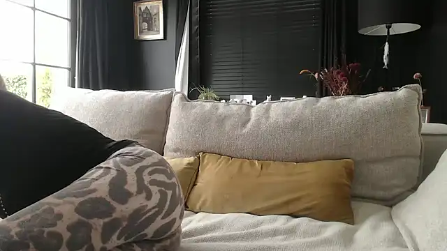 godinflower online show from September 2025 07:30:01 AM