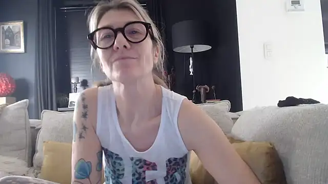 godinflower online show from March 2026 12:45:01 PM