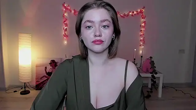 Snapshot of AidaPerry chatting on January 2025 07:53:02 PM AidaPerry online show from January 2025 07:53:02 PM