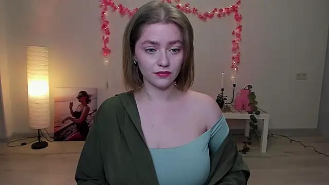 Snapshot of AidaPerry chatting on January 2025 02:56:02 PM AidaPerry online show from January 2025 02:56:02 PM