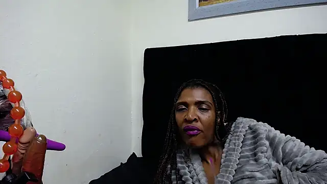 SpicyQueenxxxx online show from March 2025 06:43:02 PM