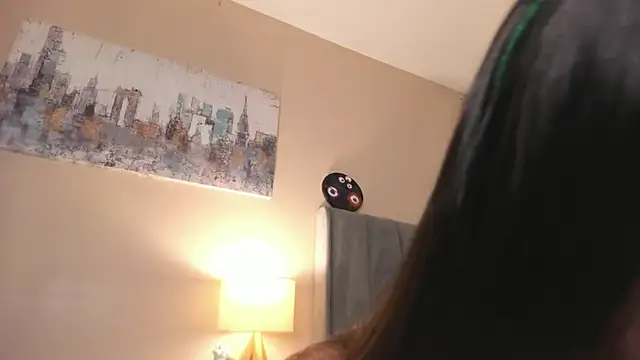 dakotaa   online show from December 2025 07:01:02 PM