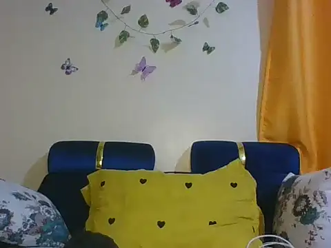 Snapshot of Bigass_mee_ chatting on September 2025 10:01:02 PM Bigass mee online show from September 2025 10:01:02 PM