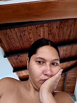 Snapshot of SamaraJay1 chatting on May 2026 01:16:02 PM SamaraJay1 online show from May 2026 01:16:02 PM