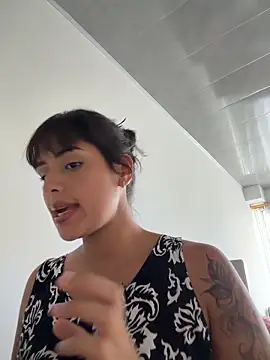 EmmaTorres  online show from June 2026 10:43:02 PM
