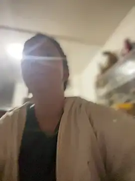 Cloew Marz online show from February 2026 12:26:02 AM