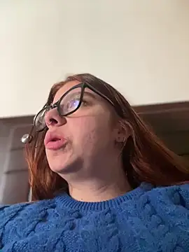 Cloew Marz online show from March 2026 06:49:01 PM