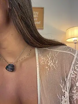 Brownfitbabyy online show from April 2026 01:41:01 PM