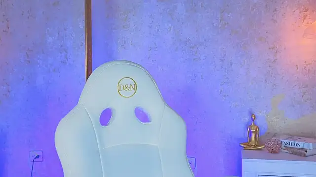 AlessiaLondon online show from December 2025 02:49:01 AM