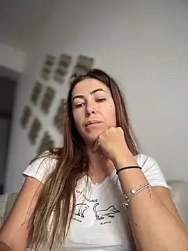 RaquelleDevon online show from November 2025 08:48:01 AM