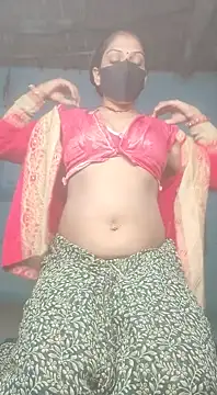 Snapshot of haymona chatting on January 2025 02:46:01 PM haymona online show from January 2025 02:46:01 PM