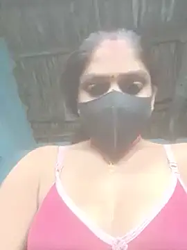 Snapshot of haymona chatting on March 2025 03:07:01 PM haymona online show from March 2025 03:07:01 PM