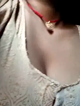 Snapshot of haymona chatting on March 2025 05:35:01 AM haymona online show from March 2025 05:35:01 AM