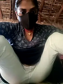 Snapshot of haymona chatting on October 2025 06:44:01 AM haymona online show from October 2025 06:44:01 AM