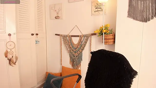 Snapshot of anaruiz_ chatting on November 2025 09:19:02 PM anaruiz online show from November 2025 09:19:02 PM