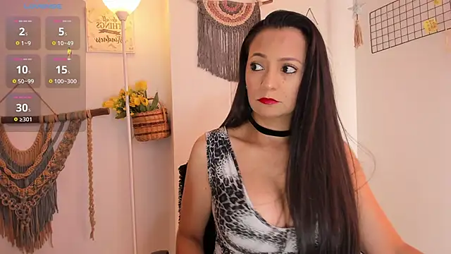 Snapshot of anaruiz_ chatting on December 2025 07:53:01 PM anaruiz online show from December 2025 07:53:01 PM