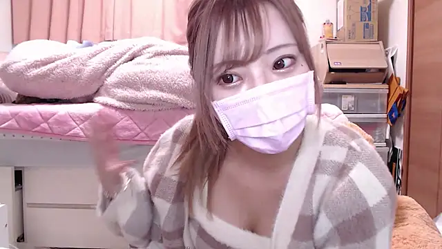  chanMOMO  online show from December 2024 04:50:02 AM
